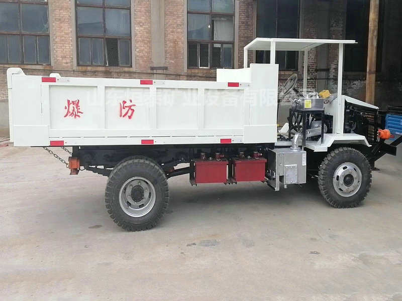 防爆無(wú)軌膠輪車(chē)